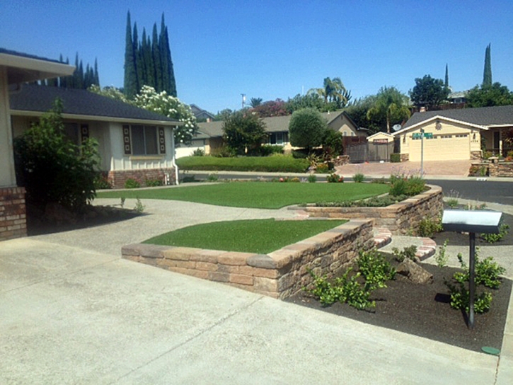 Green Lawn Dacono, Colorado Paver Patio, Front Yard Design
